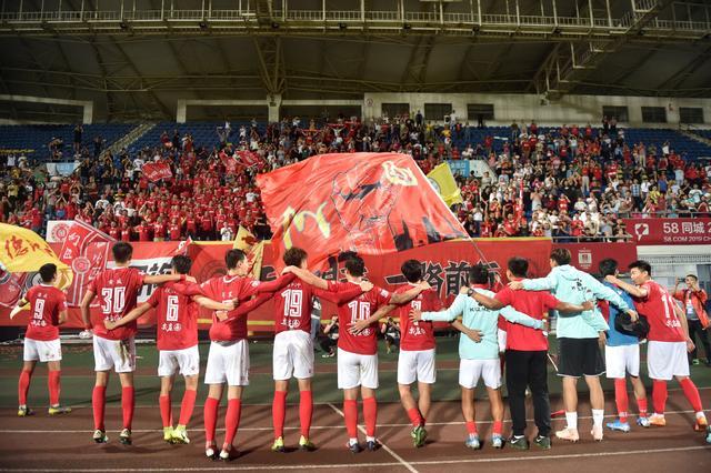 杯赛一轮游！曼联本赛季无缘争冠 欧战资格成唯一追求