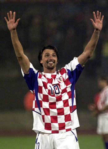 [德甲]卡尔连场破门凯恩点射 拜仁2-2战平美因茨