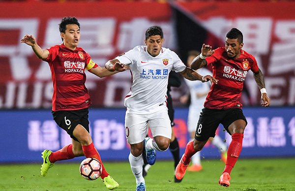 欧联杯赛场冷门不断