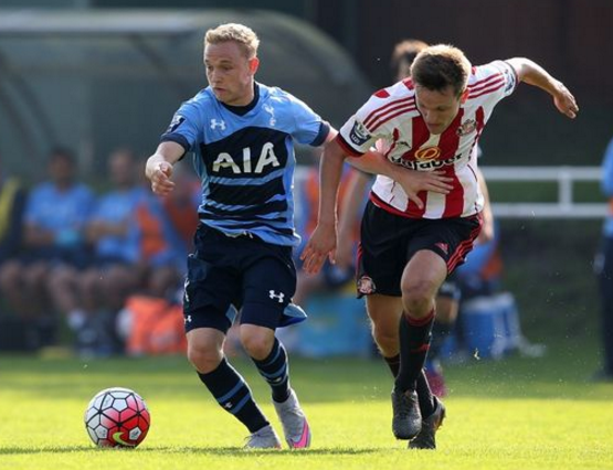 杨瀚森对勇士太劣势！首节三分打铁，外防成弊端，进攻地位太低了