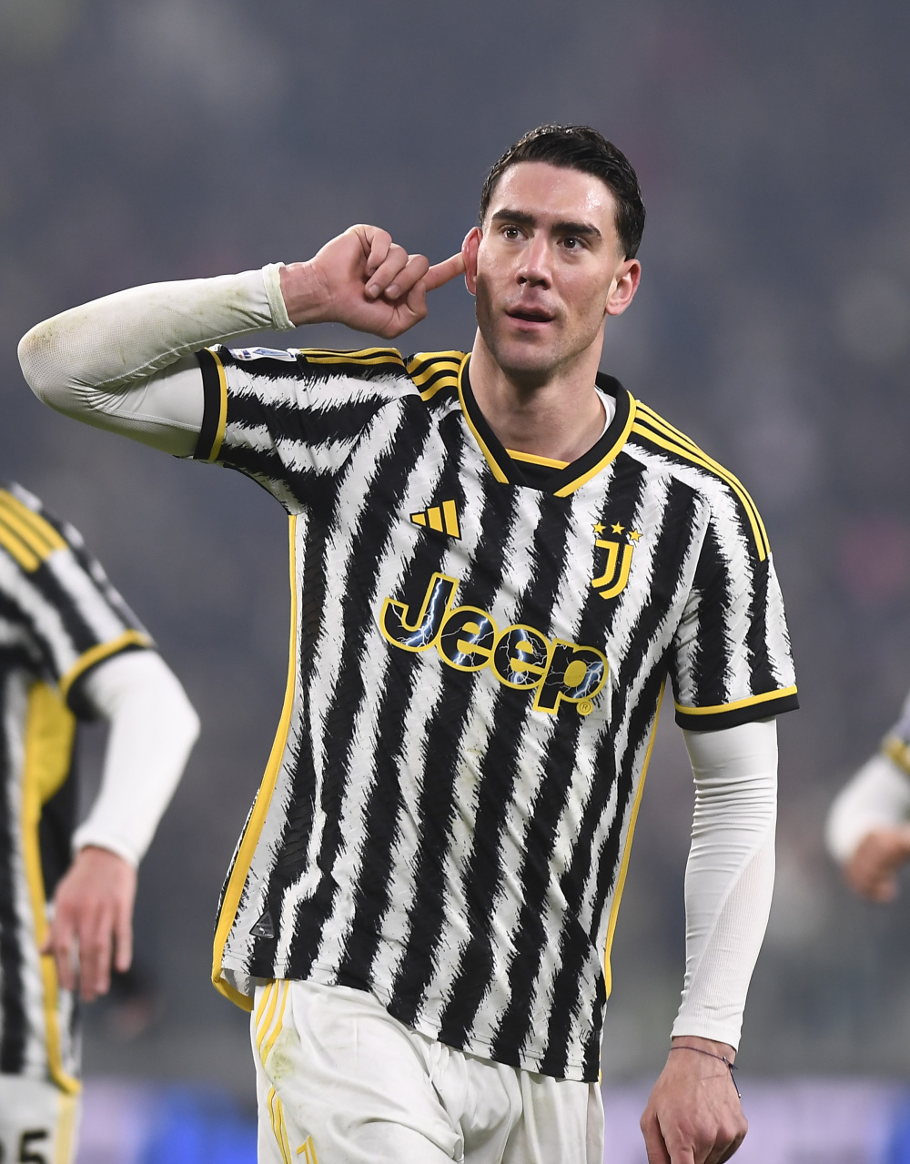 囊中之物，雷霆队的亚历山大在掘金队约基奇受伤后成MVP热门人选